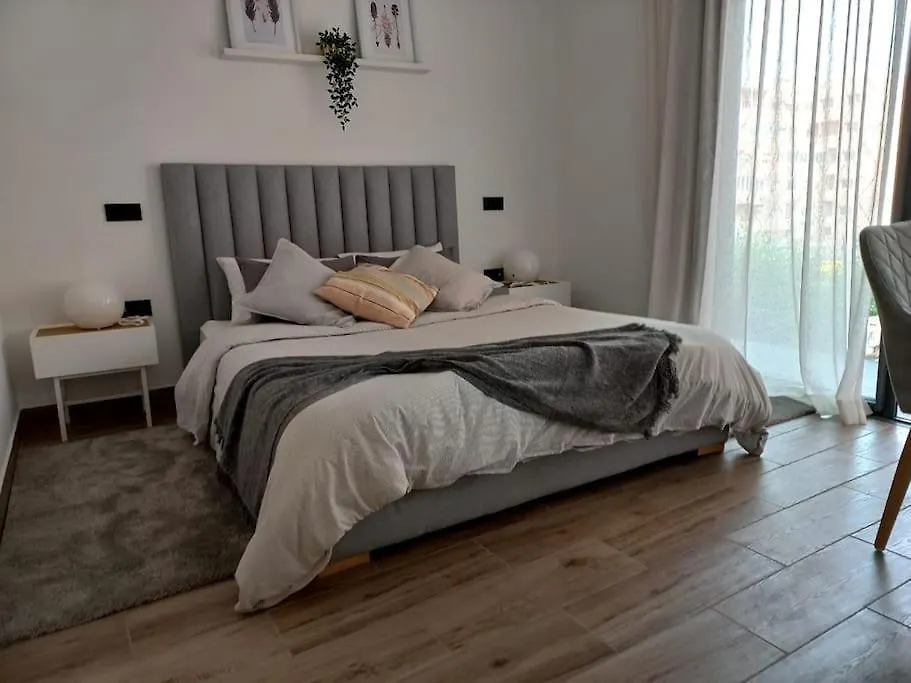 Appartement Cosy Au Coeur De Marrakech Avec Piscine Marrakesh